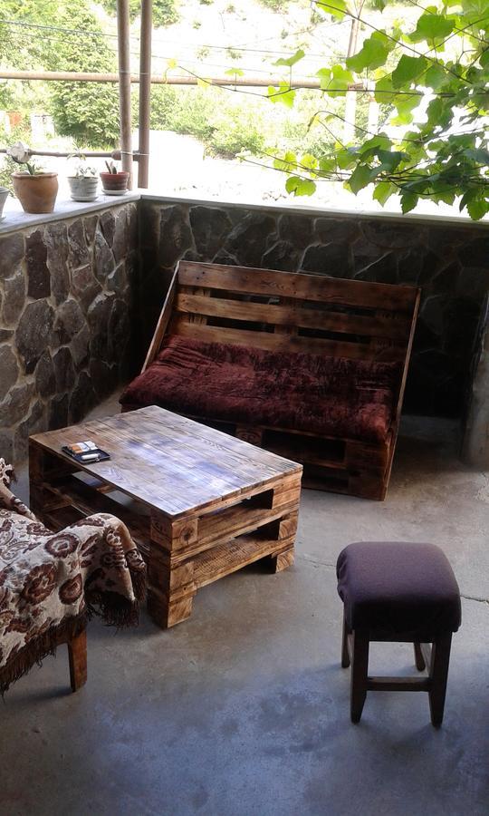 Guest House Nima Borjomi Exterior foto